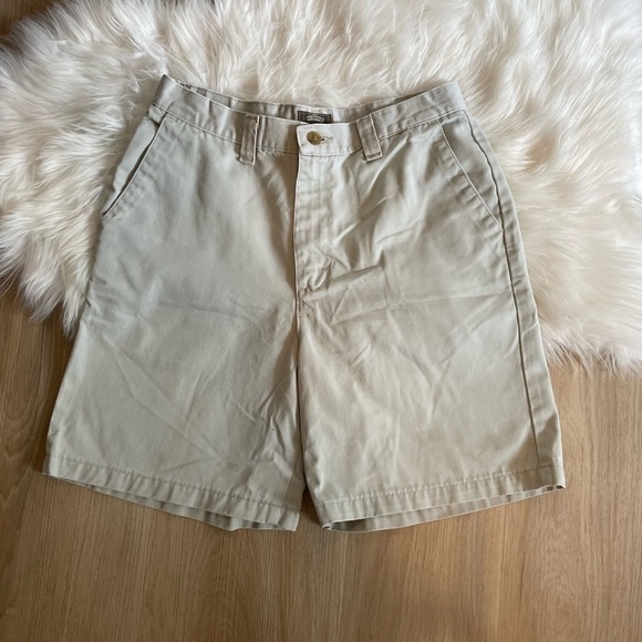 Vintage Riders High Waisted Long Shorts - Picture 11 of 11